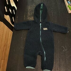 Eddie Bauer fall winter suite 3-6 months